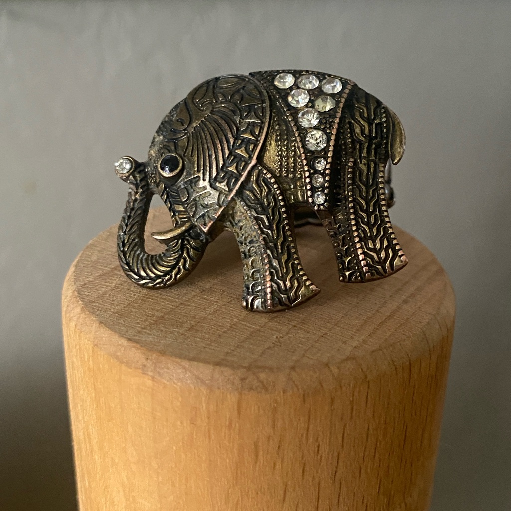 Park Lane Stretch Two Tone Elephant Ring 17$